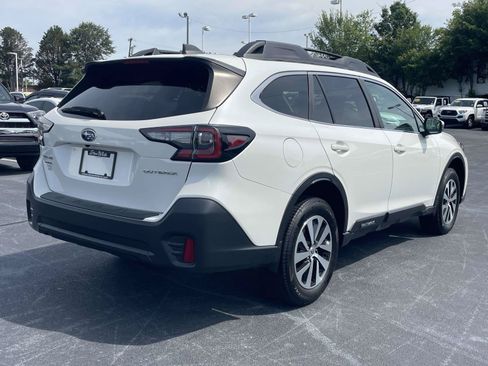 Used 2021 Subaru Outback Premium AWD/4WD image 7