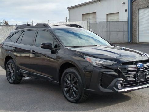 Certified 2023 Subaru Outback Onyx Edition XT image 3