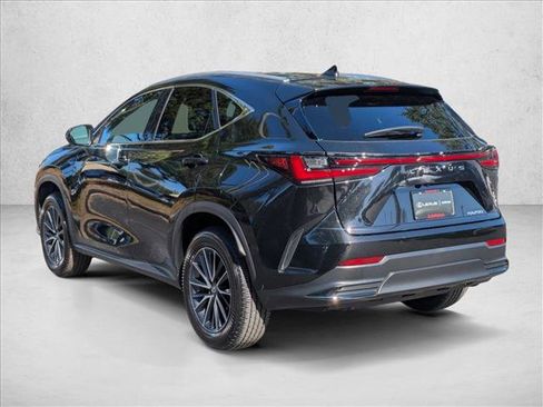 Used 2025 Lexus NX 250 FWD w/ Towing Package (2000 Lbs) image 8