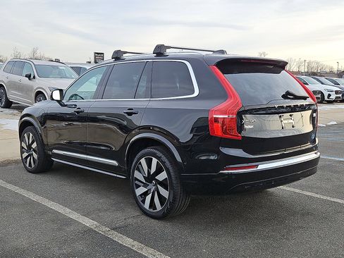 Certified 2023 Volvo XC90 T8 Ultimate image 4