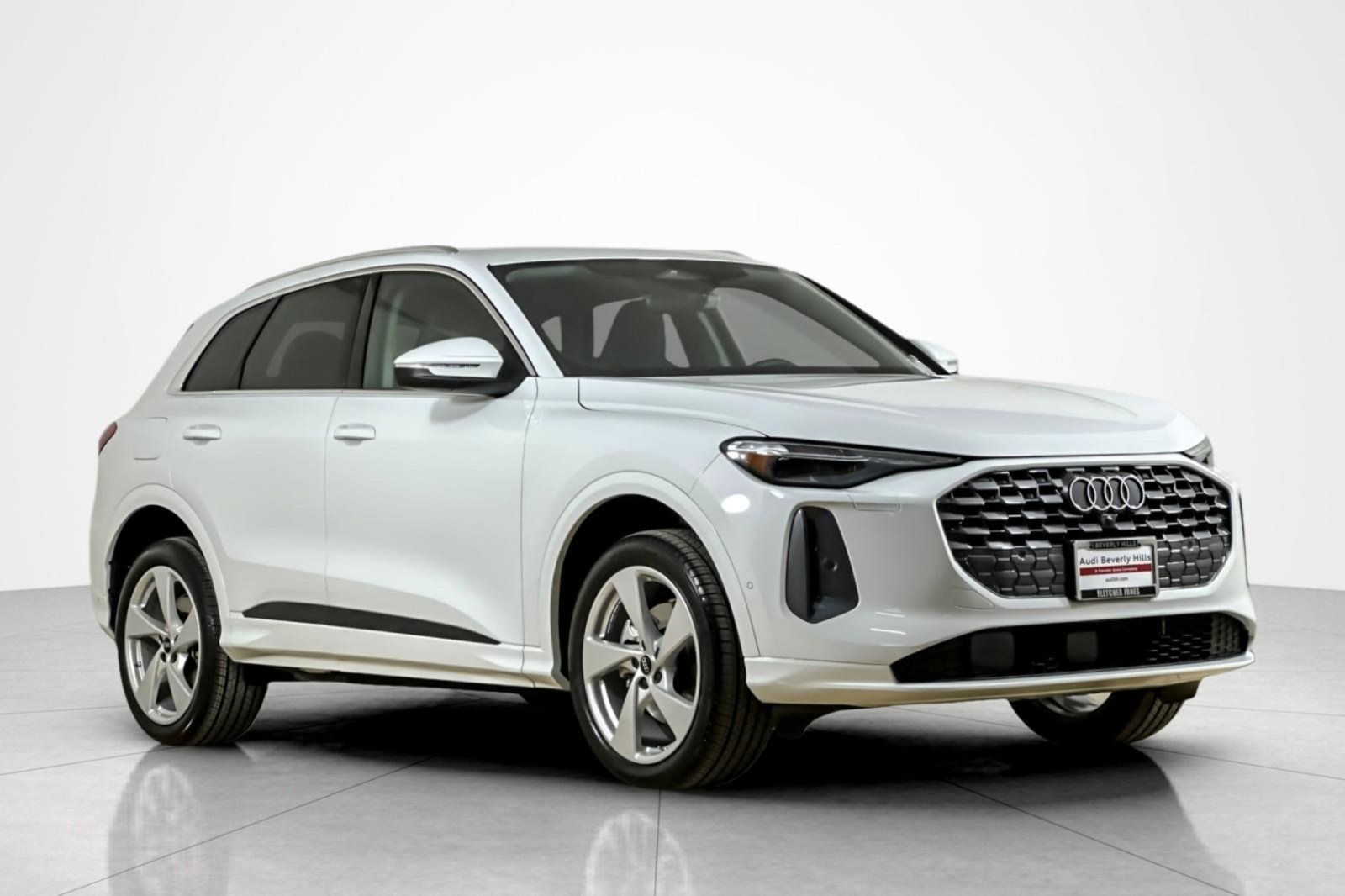 Used 2025 Audi Q5 Premium Plus w/ Premium Plus AWD/4WD image 7