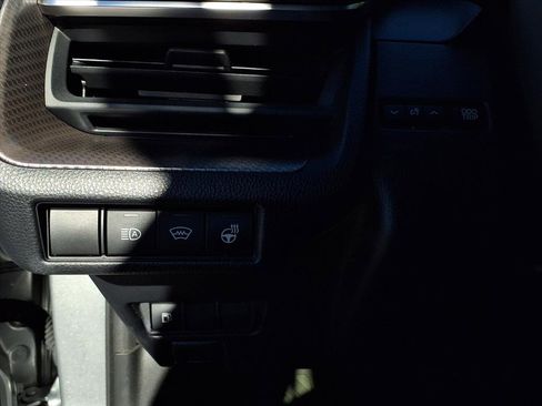 Certified 2023 Toyota Prius XLE image 15