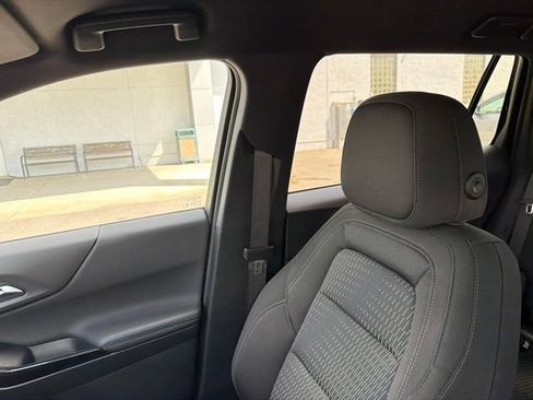 Used 2026 Chevrolet Equinox LT AWD/4WD image 57