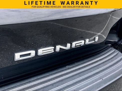 Used 2021 GMC Yukon Denali AWD/4WD image 8