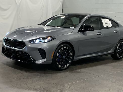 Used 2026 BMW M235i xDrive w/ Technology Package image 3