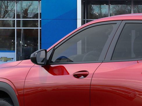 New 2026 Chevrolet Trax RS image 36