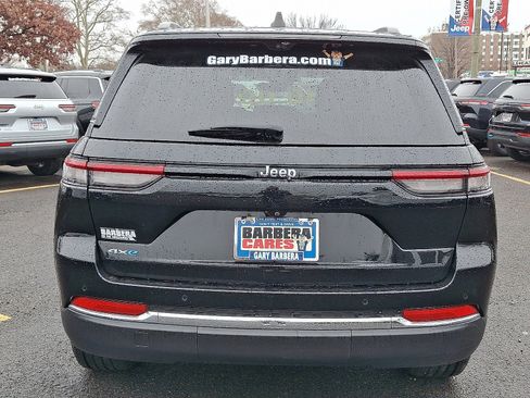 Used 2023 Jeep Grand Cherokee 4WD 4xe w/ Luxury Tech Group II image 5