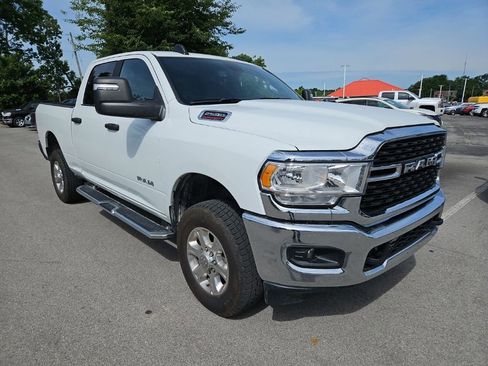 Used 2024 RAM 2500 Big Horn AWD/4WD image 2
