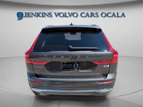 Certified 2023 Volvo XC60 B5 Ultimate w/ Protection Package Premier image 4
