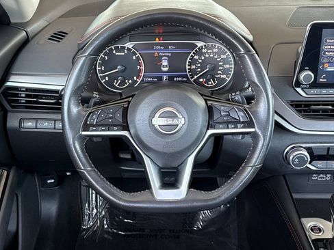 Certified 2024 Nissan Altima 2.5 SR FWD image 18