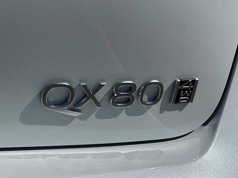 New 2026 INFINITI QX80 Luxe w/ Cargo Package AWD/4WD image 31