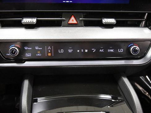 Certified 2025 Kia Sportage SX Prestige AWD/4WD image 27