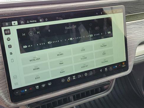 Used 2022 Rivian R1S Launch Edition AWD/4WD image 26