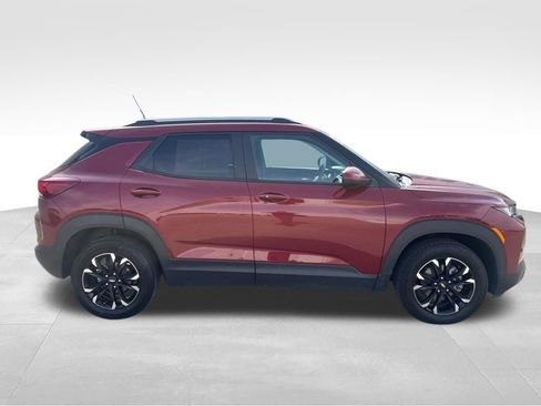 Used 2023 Chevrolet TrailBlazer LT w/ Convenience Package AWD/4WD image 6
