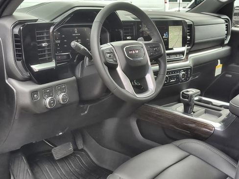 New 2026 GMC Sierra 1500 Elevation w/ Elevation Premium Package AWD/4WD image 10
