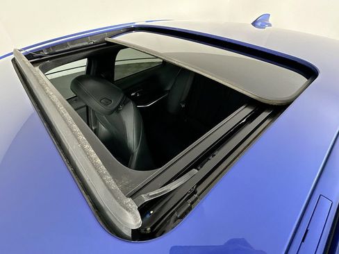 Used 2022 BMW 330e w/ M Sport Package RWD image 22