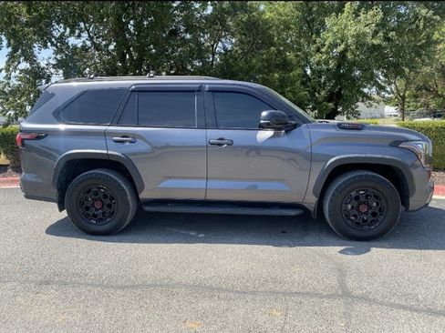 Used 2023 Toyota Sequoia TRD Pro AWD/4WD image 2