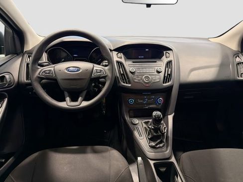 Used 2015 Ford Focus S image 18