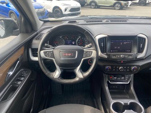 Used 2020 GMC Terrain SLE w/ Driver Convenience Package FWD image 16