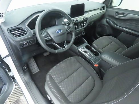 Used 2023 Ford Escape Active image 9