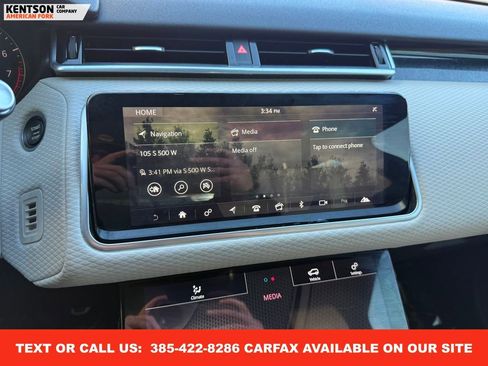 Used 2020 Land Rover Range Rover Velar R-Dynamic S image 28