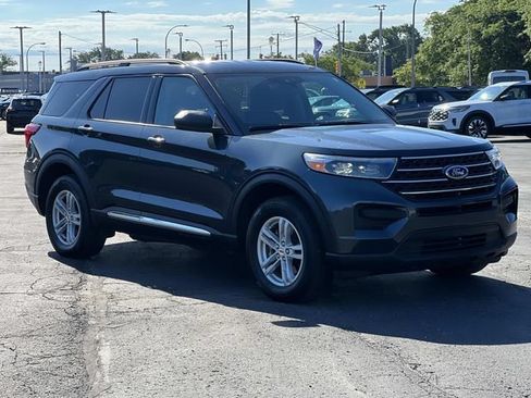 Certified 2024 Ford Explorer XLT AWD/4WD image 7