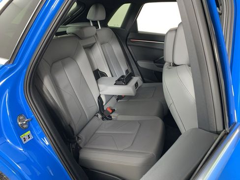 Used 2020 Audi Q3 2.0T Prestige w/ Prestige Package image 22