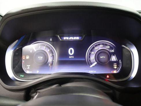 Used 2025 RAM 1500 Big Horn AWD/4WD image 35