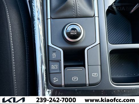 New 2026 Kia Sorento LX image 29