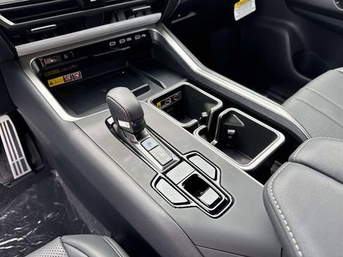 New 2026 Lexus TX 500h AWD image 24