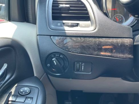 Used 2014 Dodge Grand Caravan SE w/ Quick Order Package 29E SE FWD image 14