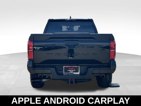 Used 2025 Toyota Tacoma TRD Sport image 4