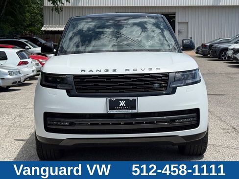 Used 2025 Land Rover Range Rover SE AWD/4WD image 9