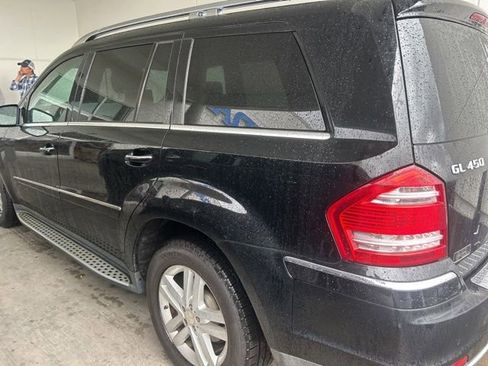 Used 2010 Mercedes-Benz GL 450 4MATIC image 3