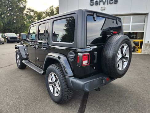 Used 2020 Jeep Wrangler Unlimited Sahara image 11