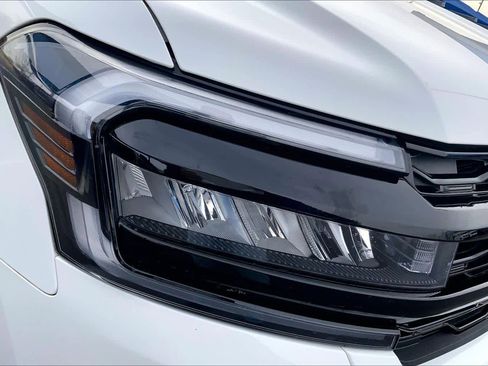 Used 2023 Ford Expedition Limited image 28