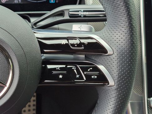 Certified 2025 Mercedes-Benz GLC 300 4MATIC image 20