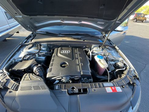 Used 2010 Audi A4 2.0T Premium image 28
