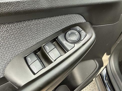 Used 2023 Chevrolet TrailBlazer LS image 11