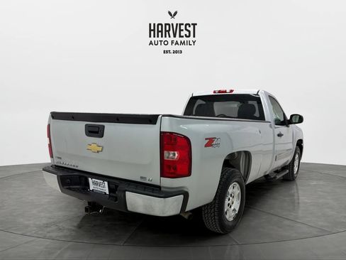 Used 2011 Chevrolet Silverado 1500 LT w/ Interior Plus Package AWD/4WD image 5