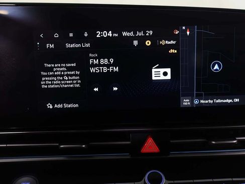 Used 2025 Hyundai Elantra SEL FWD image 44