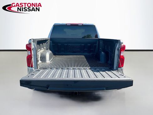 Used 2025 Chevrolet Silverado 1500 LT AWD/4WD image 36