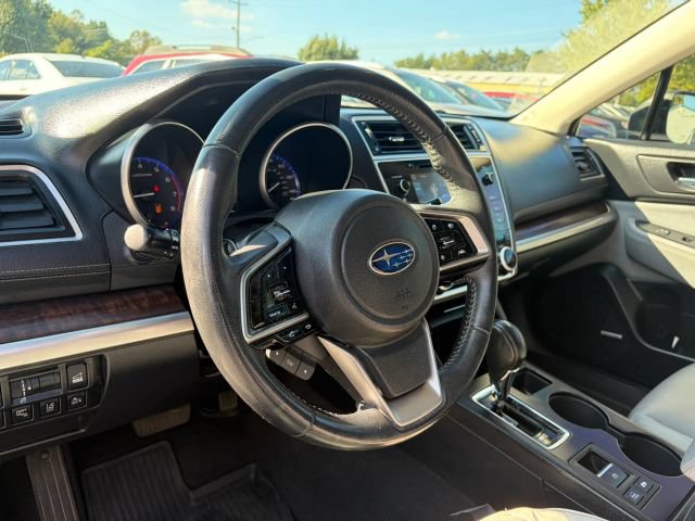 Used 2019 Subaru Outback 2.5i Limited w/ Popular Package #2 AWD/4WD image 12