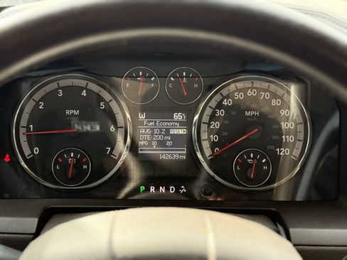 Used 2011 RAM 2500 Laramie w/ Protection Group image 29