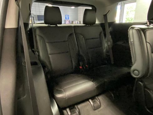 Used 2019 GMC Acadia SLT AWD/4WD image 29