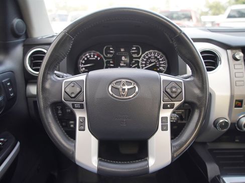 Used 2018 Toyota Tundra Platinum image 27