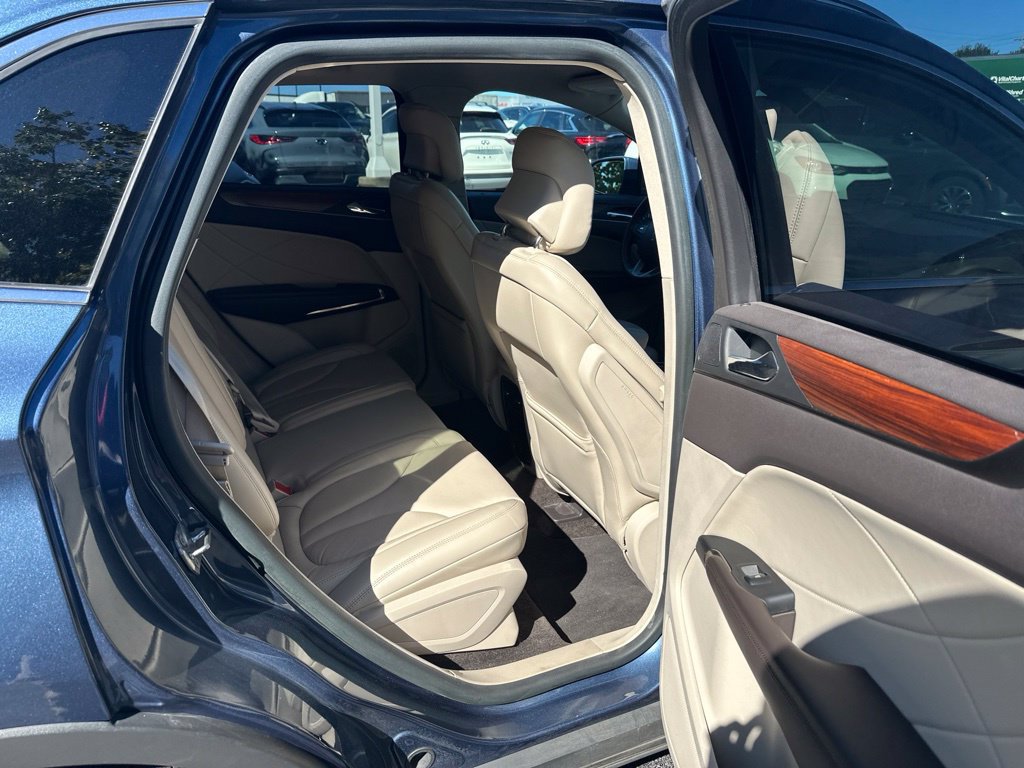 Used 2018 Lincoln MKC Select w/ Select Plus Package AWD/4WD image 33