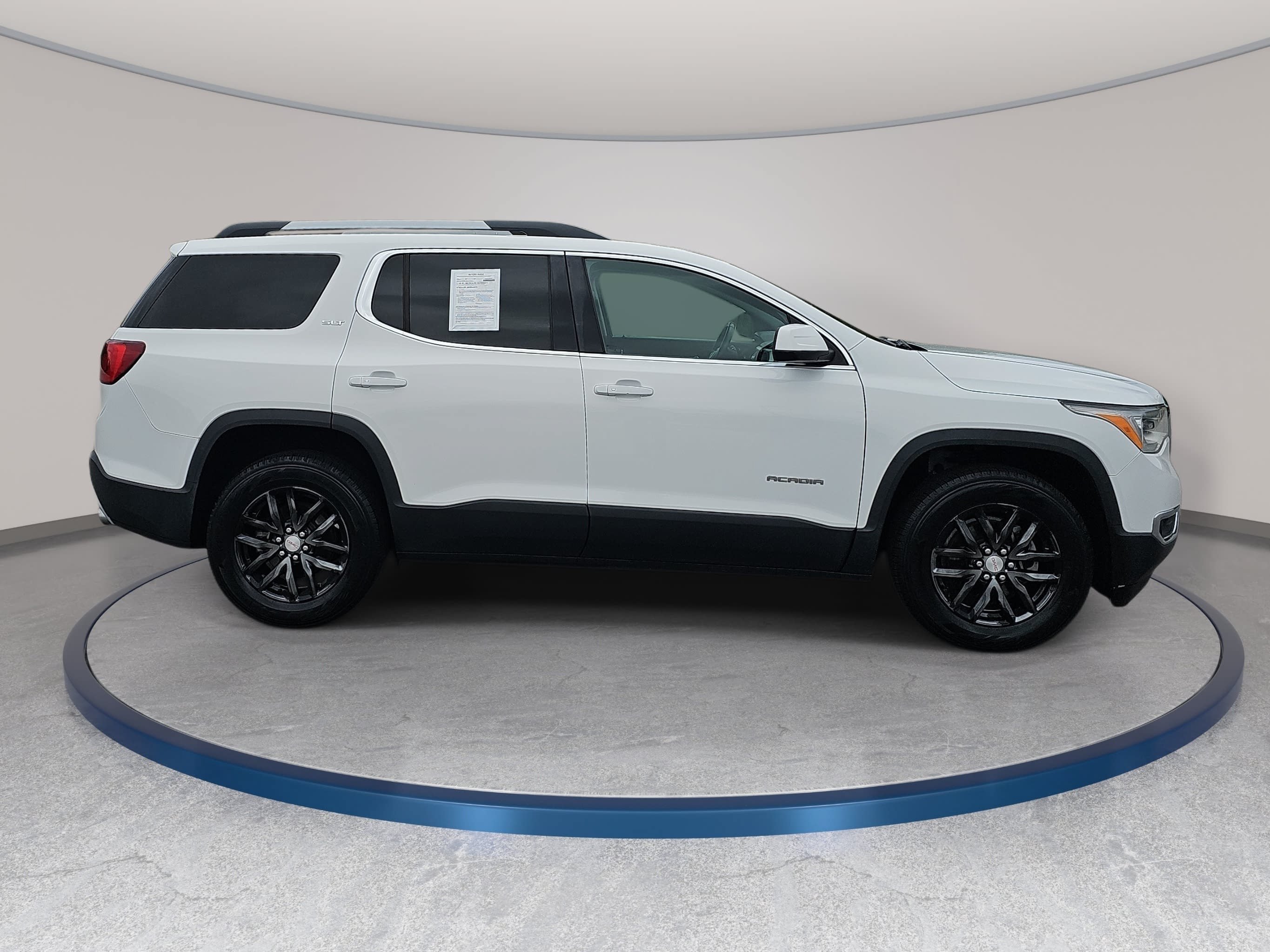 Used 2018 GMC Acadia SLT FWD image 4