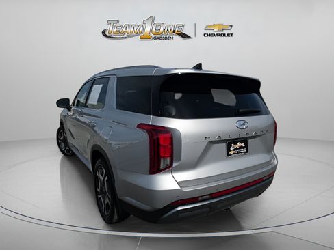 Used 2025 Hyundai Palisade SEL FWD image 6