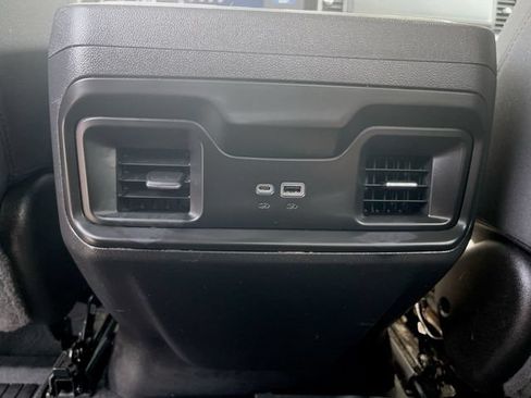 Used 2022 Chevrolet Silverado 1500 RST AWD/4WD image 21